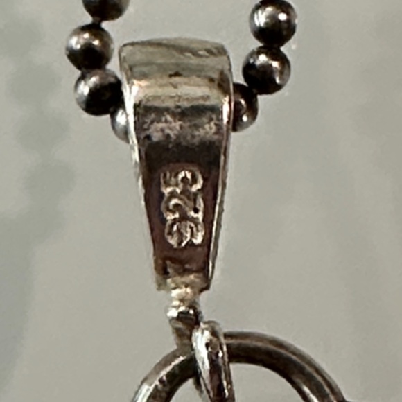 Red Heart Lock Pendant Necklace - Picture 8 of 10